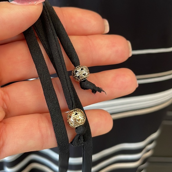 White House Black Market Strapless Dress - Picture 3 of 11